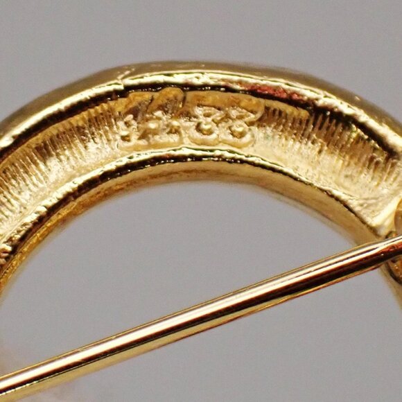 CHANEL Logo 31 Rue Cambon Plate Pin Brooch Gold GHW 38RL393 - Picture 10 of 10